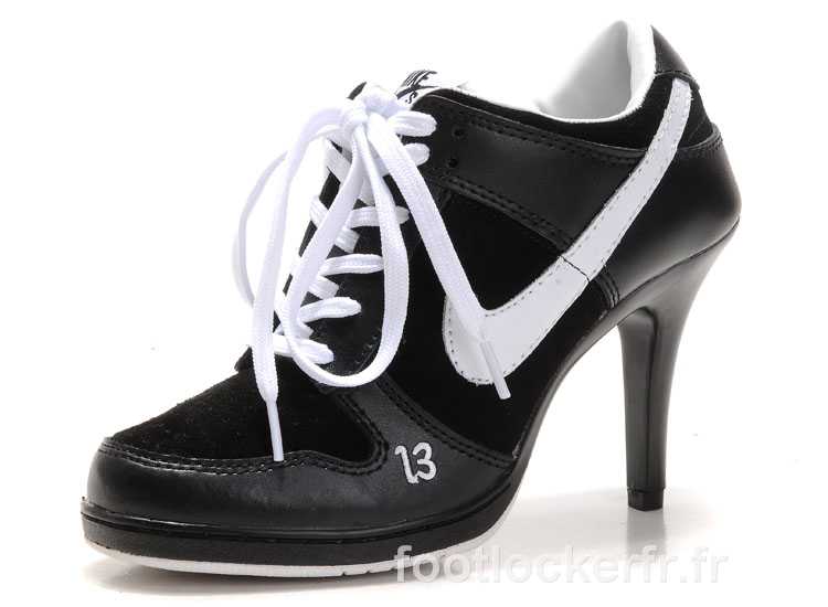 Nike A Talon Aiguille Pascher Prixdusine Nike Dunk Talon Femme Pas Cher